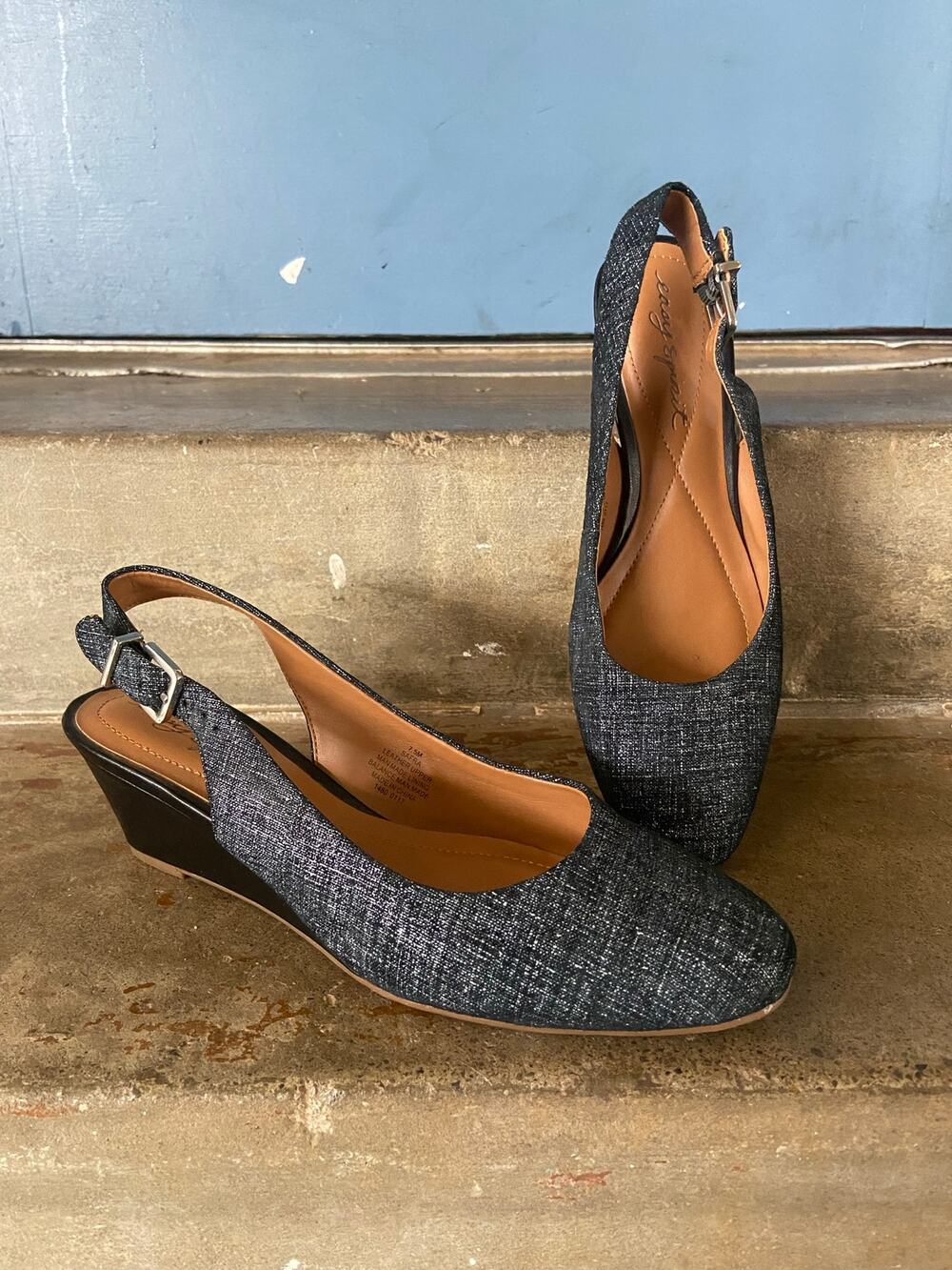 Easy Spirit Safra black embossed leather closed toe slingback wedge